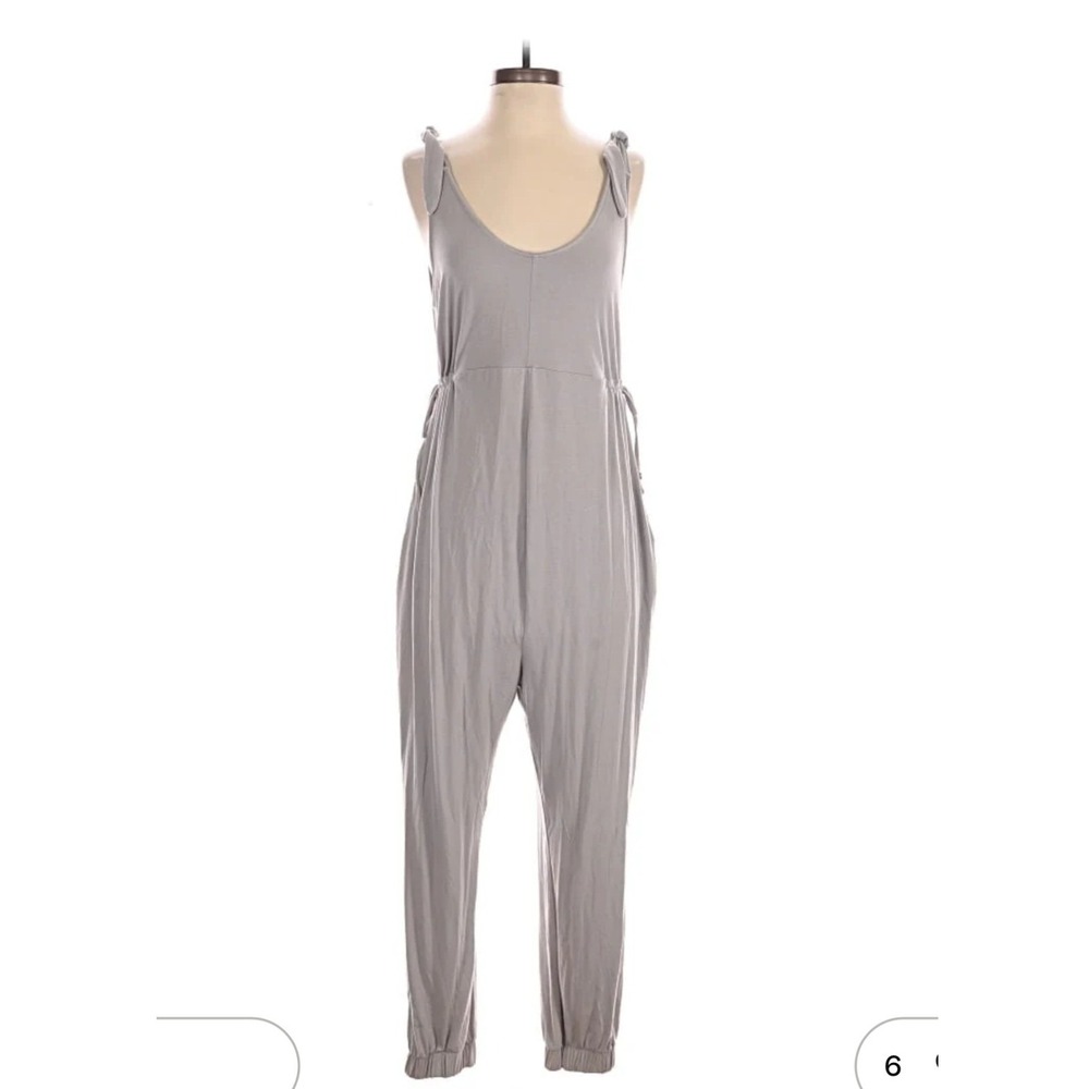 Isabel Maternity by Ingrid & Isabel Gray Tie Strap Jogger Jumpsuit XS Womens